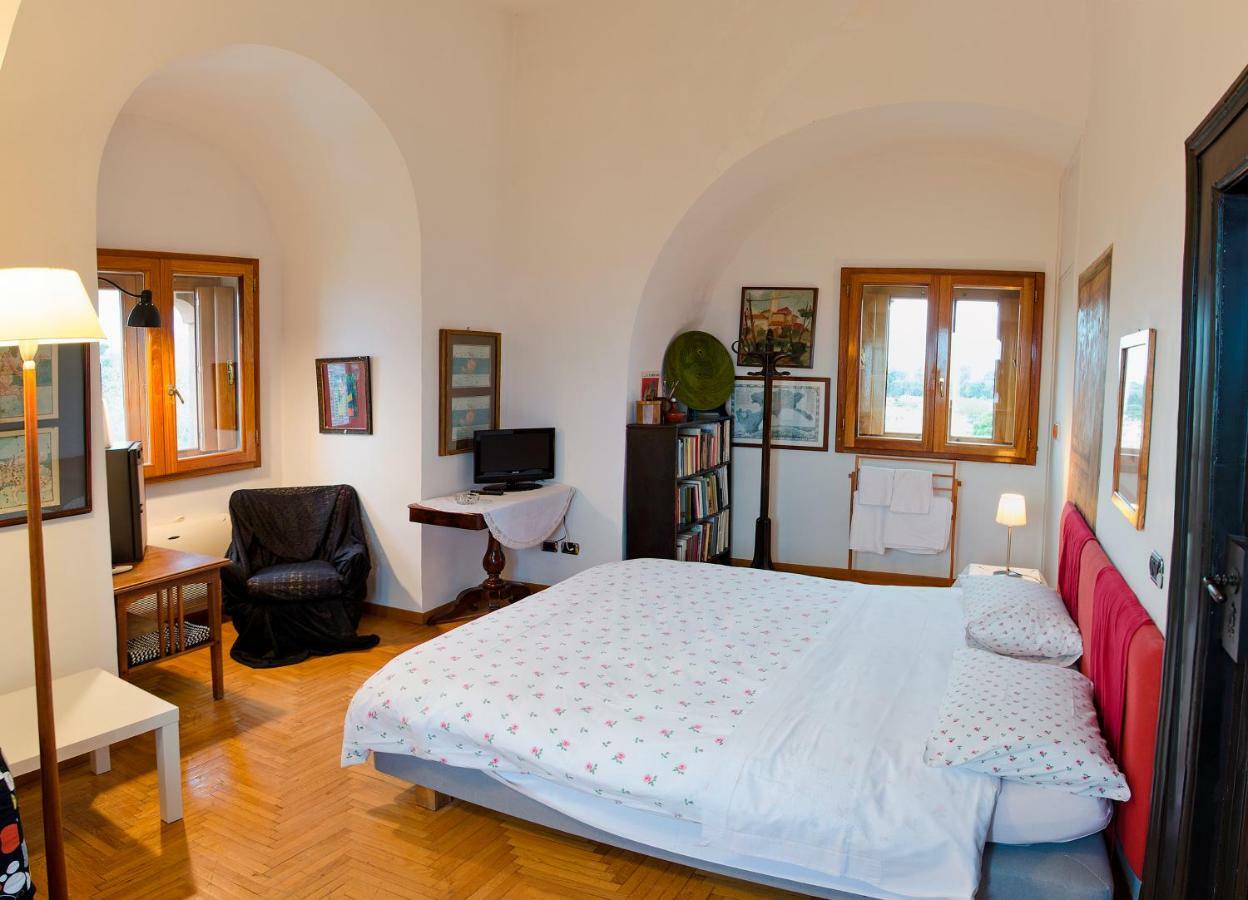 La Torre Di Ro Bed and Breakfast Napels Buitenkant foto